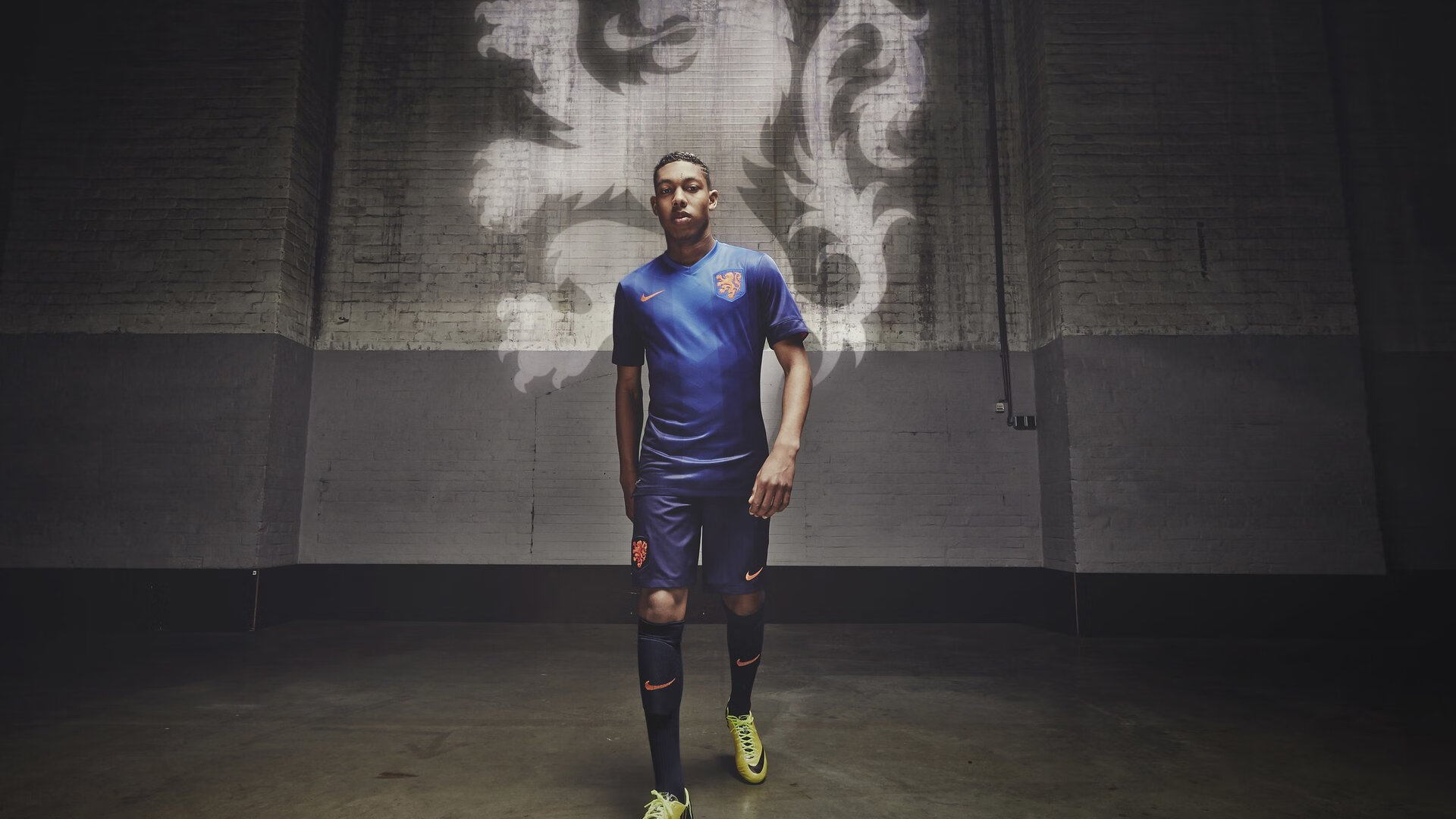 九游娱乐入口-切尔西新星表现抢眼，未来前景看好，切尔西新帅